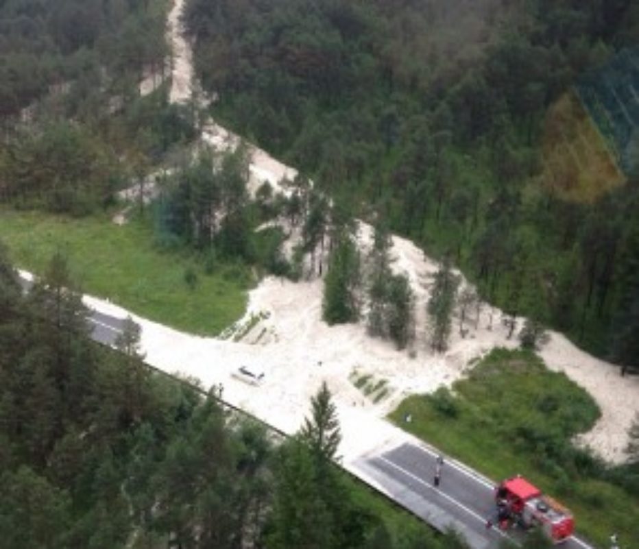 Acquabona, il Comune finanzia l’Associazione volontari della Protezione Civile di Auronzo – Sezione di Cortina per l’acquisto di apparati radio