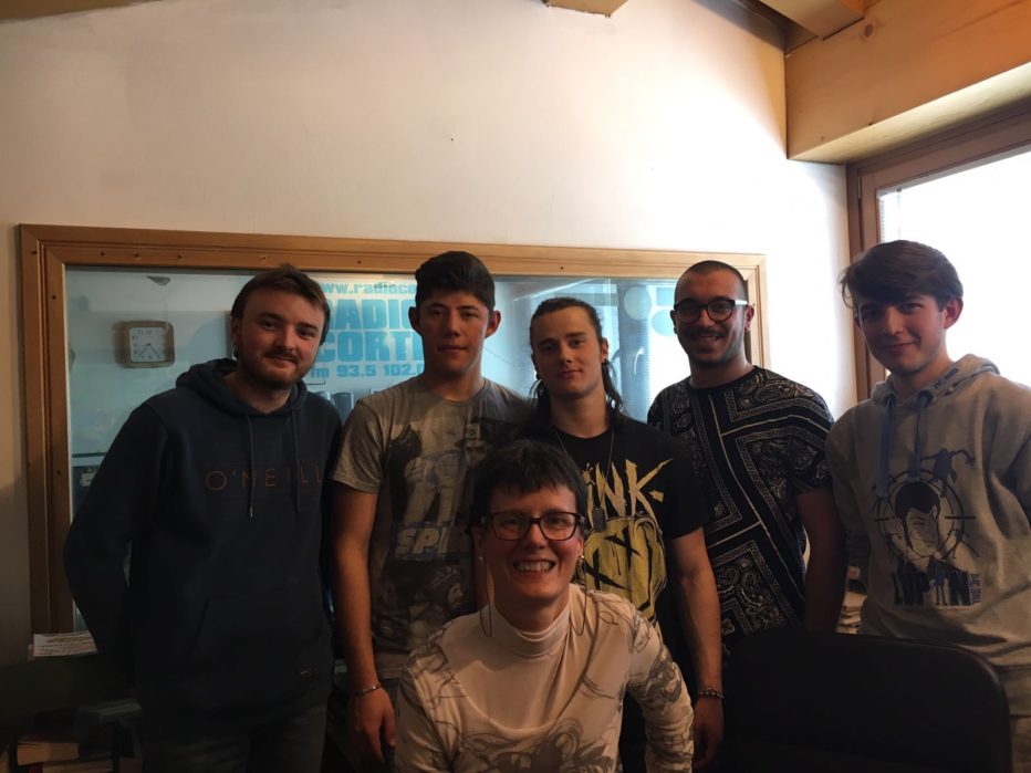 Dolom.it: intervista in diretta con i ragazzi della classe V dell’Istituto Professionale per l’Enogastronomia e l’Ospitalita’ Alberghiera di Cortina.