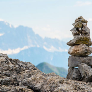 Lagazuoi Cairn Festival: Creazione di ometti dal 14 al 16 luglio 2017.  Una novità assoluta per l’estate per stimolare la creatività degli amanti della montagna