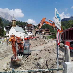 Intervista con il Sindaco di Cortina d’Ampezzo Gianpietro Ghedina sulla situazione in località Alverà e comunicato stampa Questura e Prefettura di Belluno