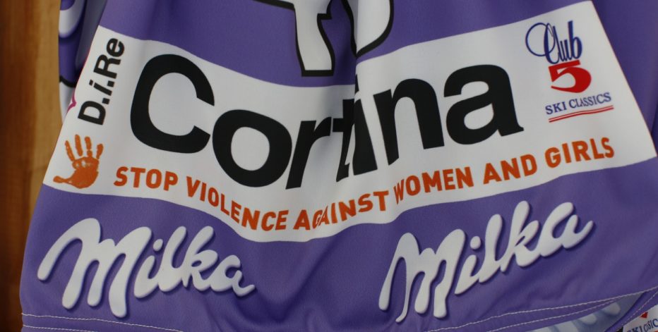 A Cortina le atlete della Coppa del Mondo unite contro la violenza sulle donne