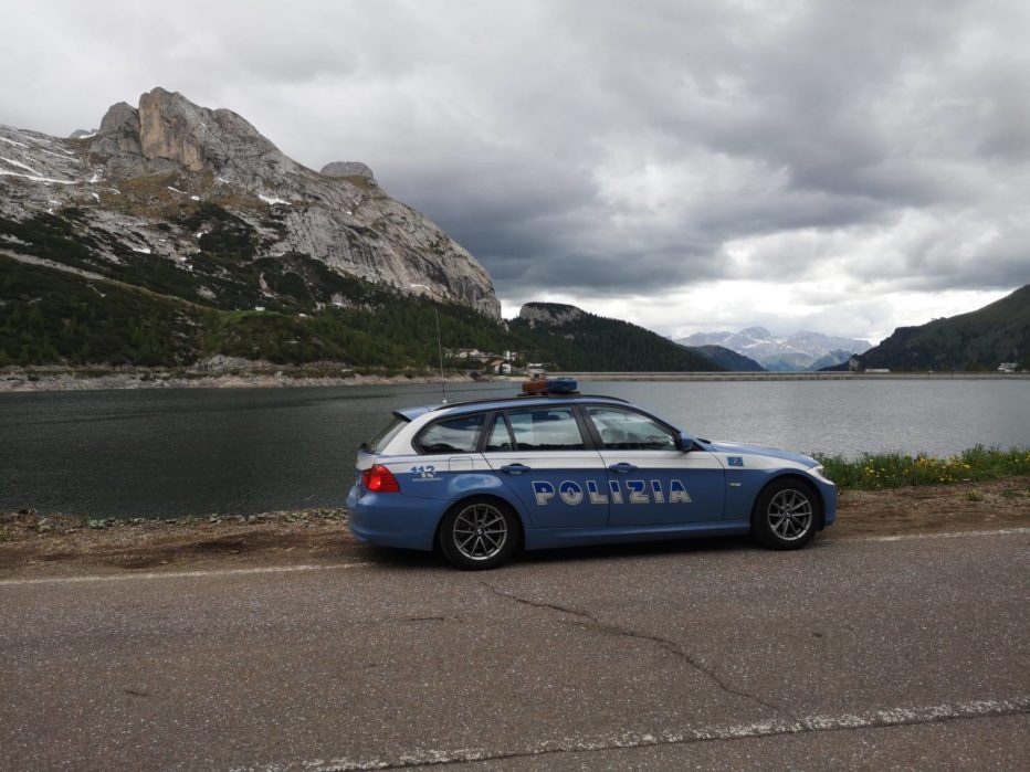 DENUNCIATI DUE MINORENNI DALLA POLIZIA DI BELLUNO PER AVER REALIZZATO E DETENUTO VIDEO A SFONDO SESSUALE DI UNA COETANEA