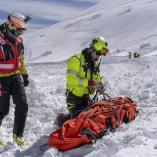 Recuperata dal Soccorso Alpino scialpinista infortunata a San Vito di Cadore sui Lastroi de Formin