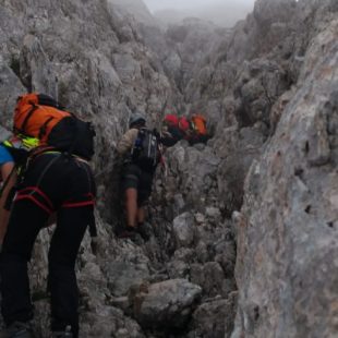 RECUPERATI ESCURSIONISTI SULLA FERRATA ALLEGHESI