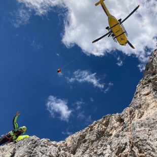 BASEJUMPER PERDE LA VITA DOPO IL LANCIO DALLA CIMA DEL FRAMONT