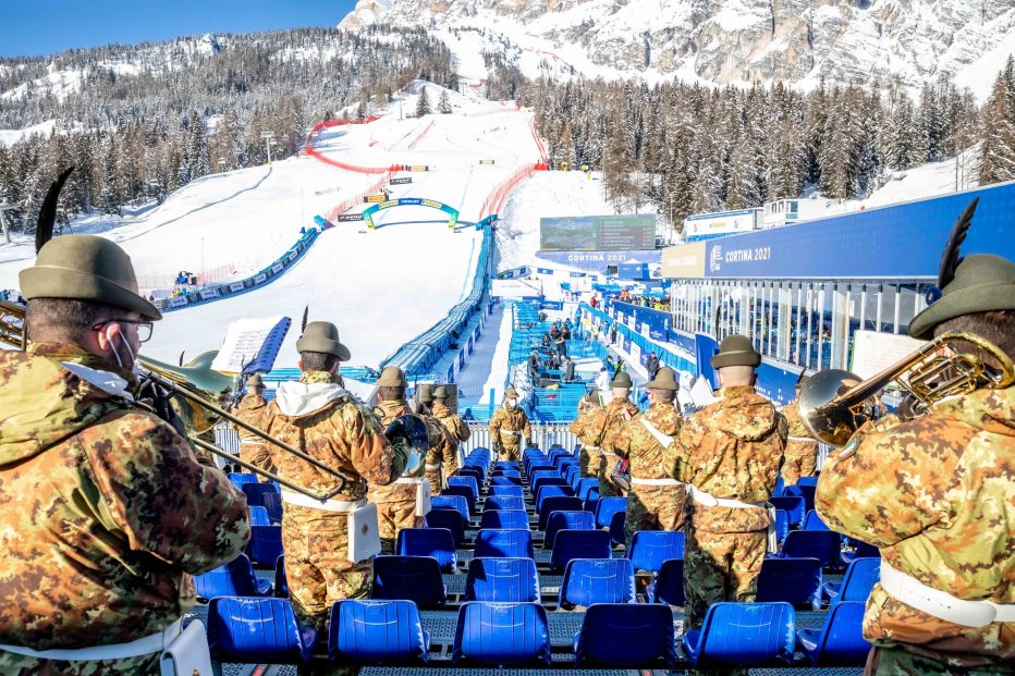 LA FANFARA DELLA BRIGATA JULIA A CORTINA PER LA PRIMA EDIZIONE DI ALPINATHLON