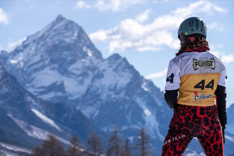 En Cortina d’Ampezzo, la Copa del Mundo de Snowboard Cross