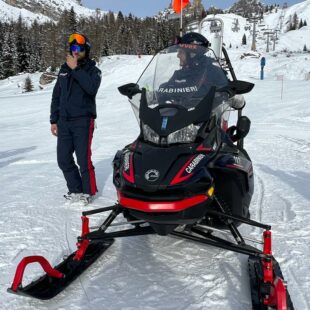 CORTINA D’AMPEZZO. CARABINIERI SULLE PISTE: DROGA E SANZIONI A SCIATORI INDISCIPLINATI