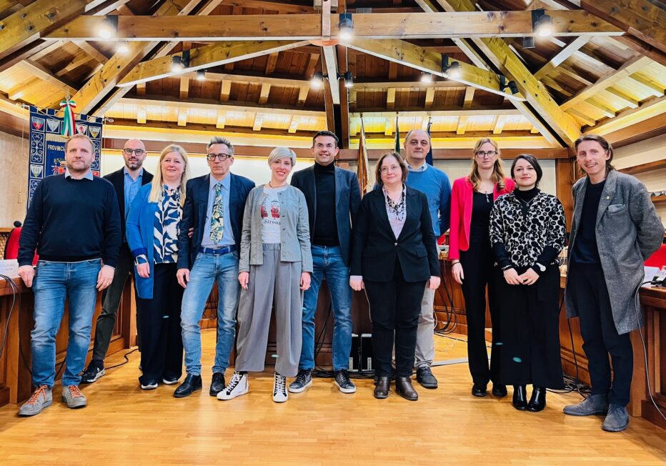 Varato il nuovo consiglio provinciale. Convalida degli eletti e via libera al programma del presidente