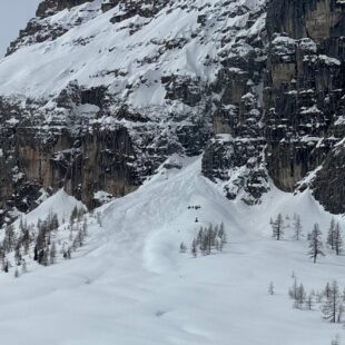 VALANGA SULLA CRODA DA LAGO, DUE SCIALPINISTI COINVOLTI