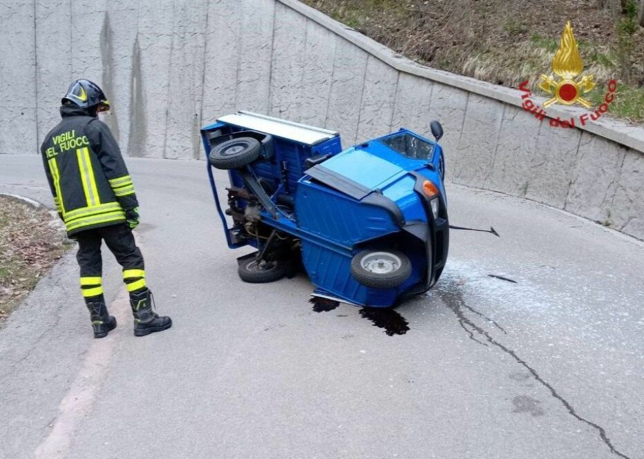 FORNO DI ZOLDO, INCIDENTE TRA DUE MEZZI: FERITA UNA PERSONA