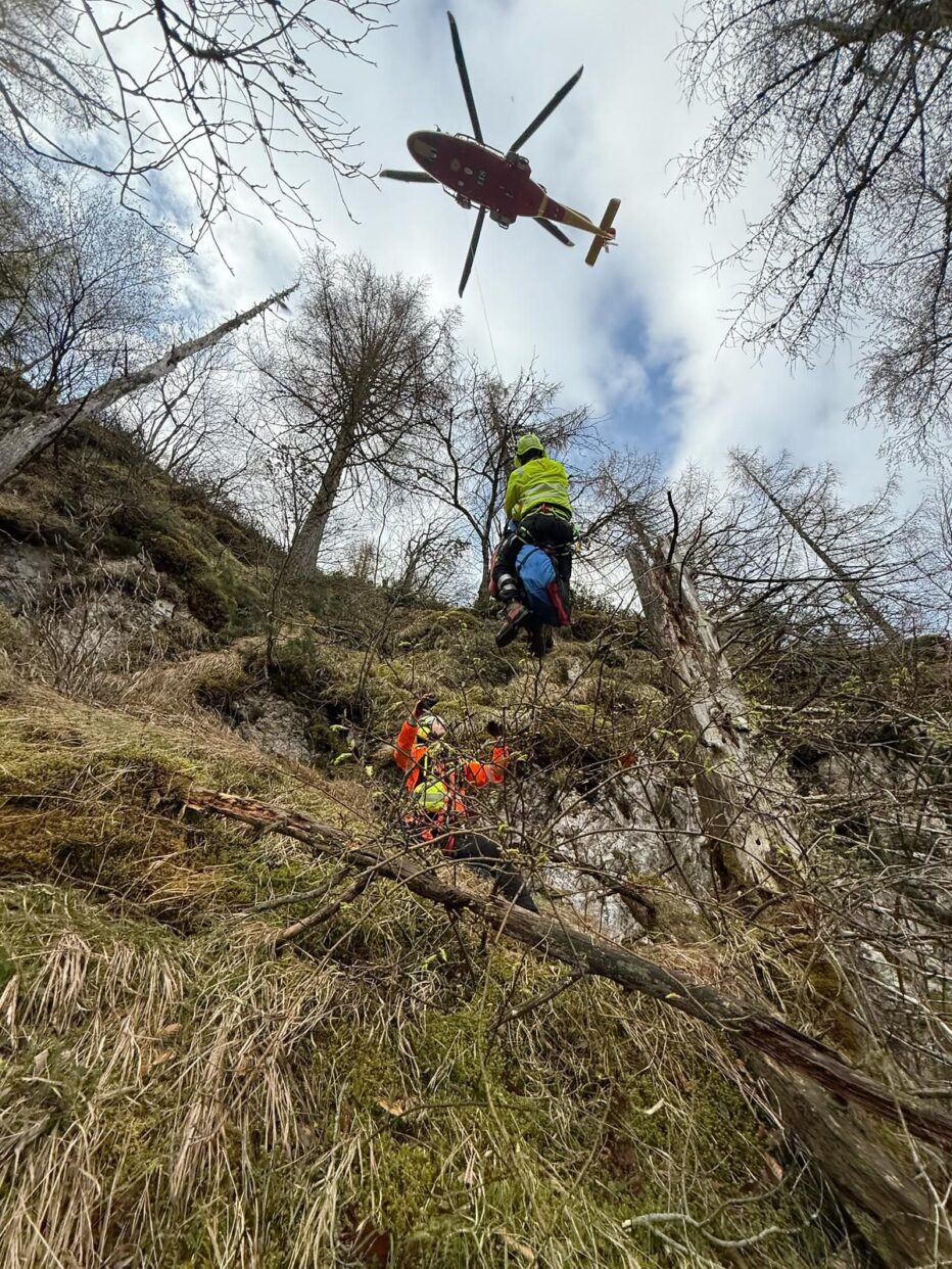 Soccorso uomo scivolato in una scarpata a Chies d’Alpago