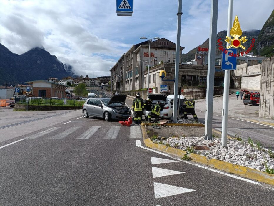 LONGARONE. INCIDENTE TRA DUE AUTO: UNA PERSONA FERITA
