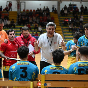 LA PALLAMANO BELLUNO CONQUISTA I PLAY OFF