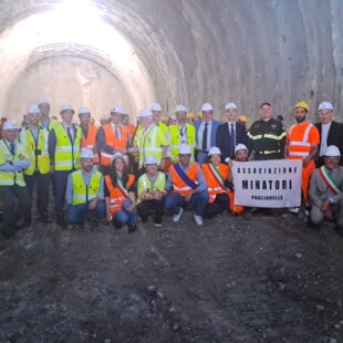 ABBATTUTO L’ULTIMO DIAFRAMMA DELLA GALLERIA SUL CANTIERE DI VALLE DI CADORE E TAI DI CADORE LUNGO LA SS 51 “DI ALEMAGNA”