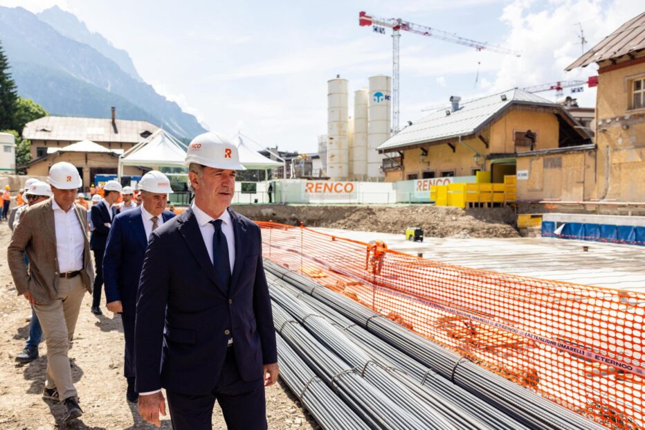 Milano Cortina 2026, Zaia: “L’effetto Olimpiadi è già realtà. L’ex stazione ferroviaria rinasce: dove c’era degrado, ora un centro moderno per la comunità e la stazione di polizia”