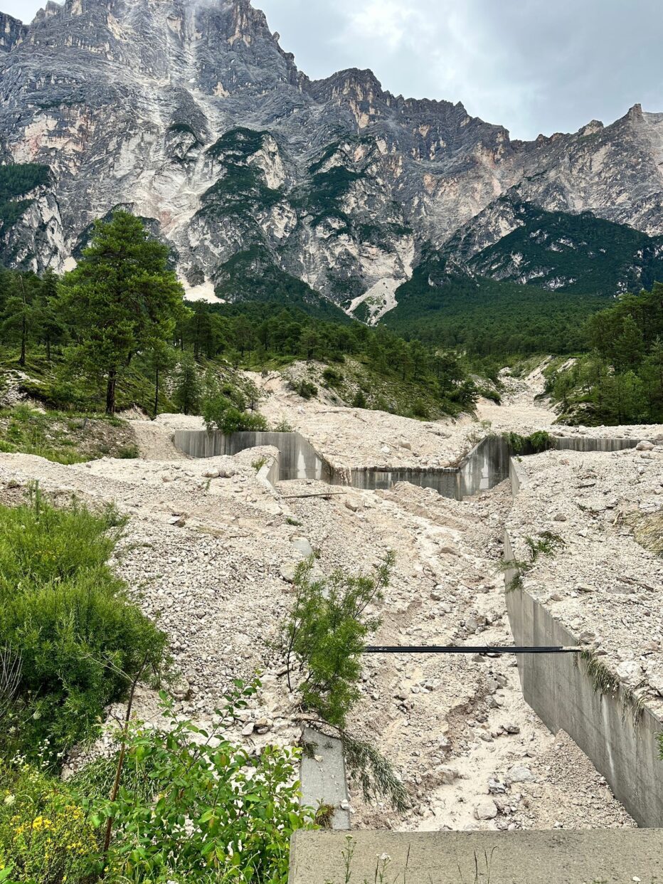 CI SARANNO NAVETTE AUTORIZZATE A TRANSITARE SULLLA SILVO-PASTORALE SOTTO LA SS 51, QUALORA VENGA CHIUSA