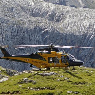 Ricerca nella notte di un turista statunitense
