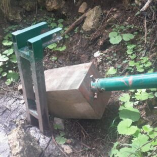 LE REGOLE D’AMPEZZO QUERELANO IGNOTI PER ATTI VANDALICI SULLA STRADA RONCHE – RA FRATA