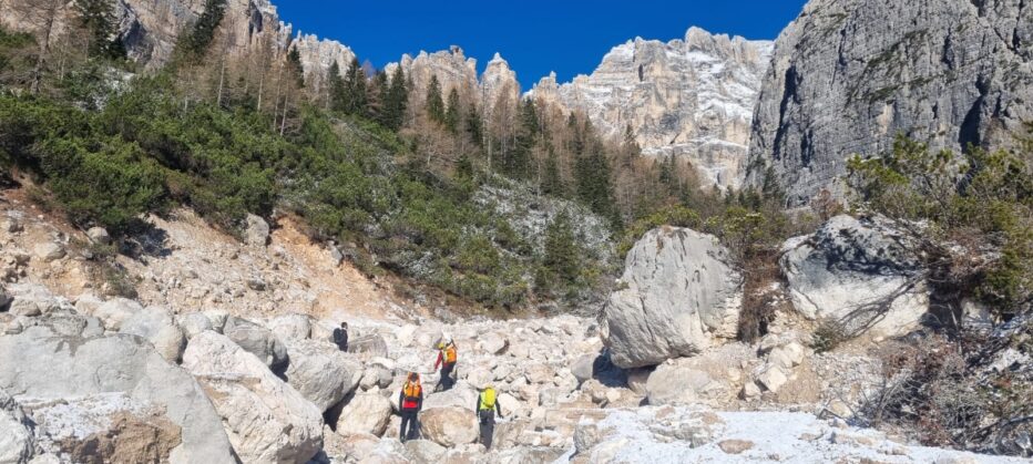 Ancora nessuna notizia del basejumper disperso