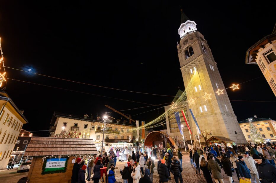 TUTTO PRONTO PER IL CORTINA FASHION WEEKEND 2025