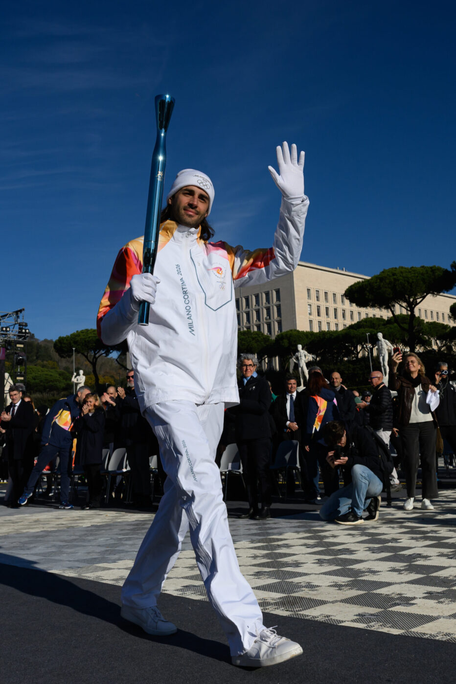 AL VIA IL VIAGGIO DELLA FIAMMA OLIMPICA: MILANO CORTINA 2026 ILLUMINA ROMA