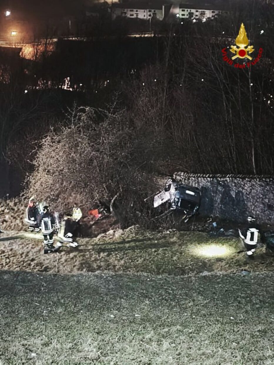 INCIDENTE STRADALE A PODENZIONI