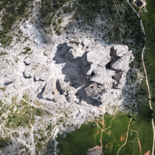 Nasce inCLOUsion: alle Cinque Torri di Cortina una nuova via per l’inclusione reale in montagna