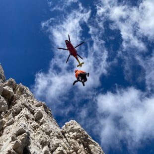 Alpinista colpita da un masso sulla Cima Grande di Lavaredo