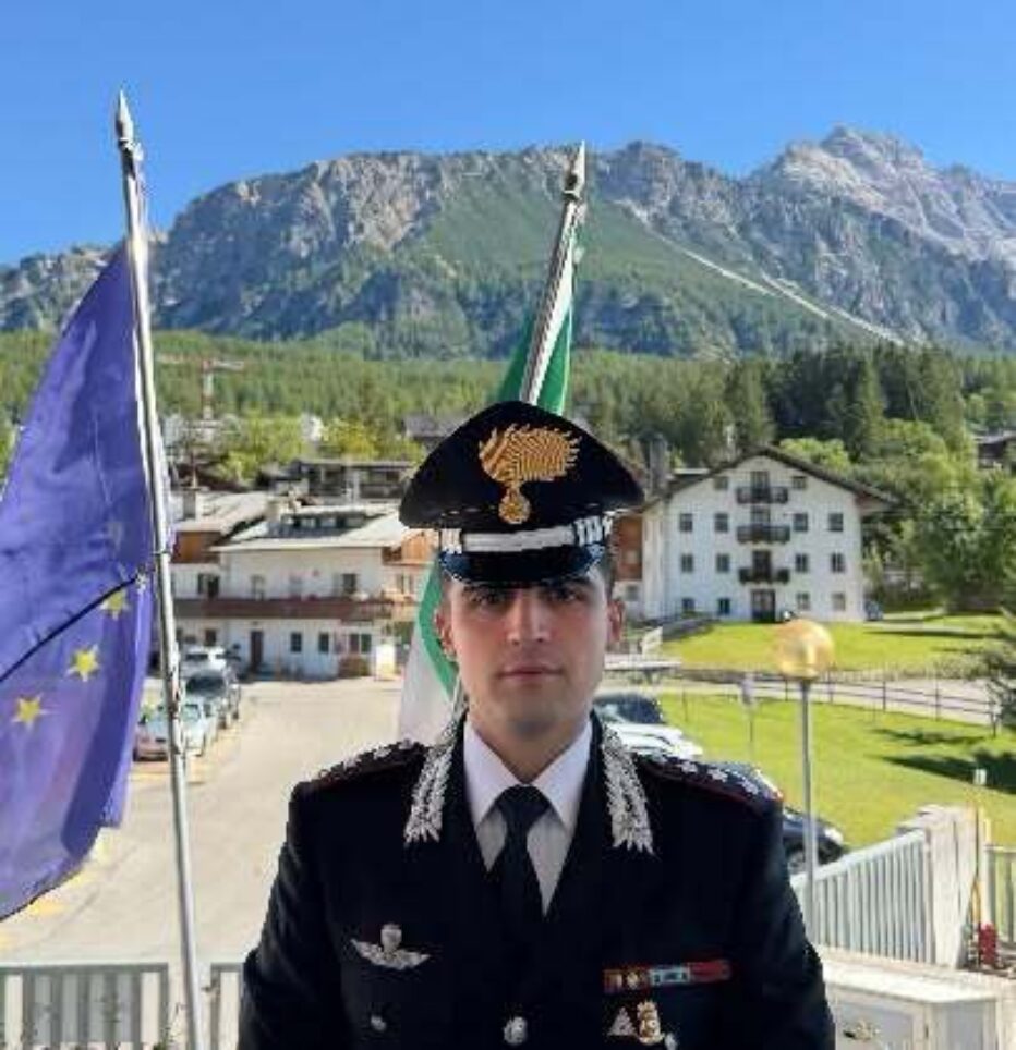 Avvicendamento dei Carabinieri a Cortina d’Ampezzo e al Nucleo Elicotteri di Belluno.